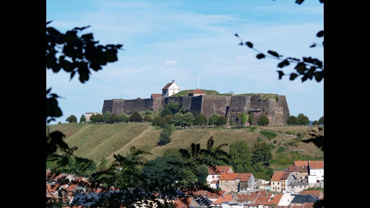 La Petite Halte Villa Lemberg Eksteriør bilde